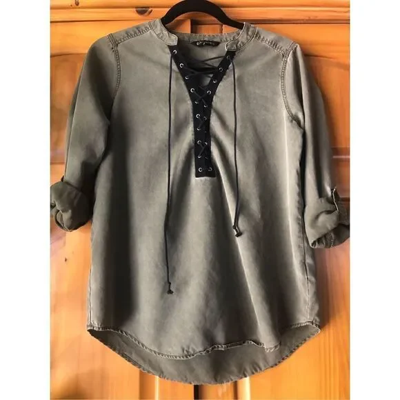 Express Womens  Olive  Lace Up Front Tassel Long Sleeve Shirt Top Size P/S - Picture 2 of 12